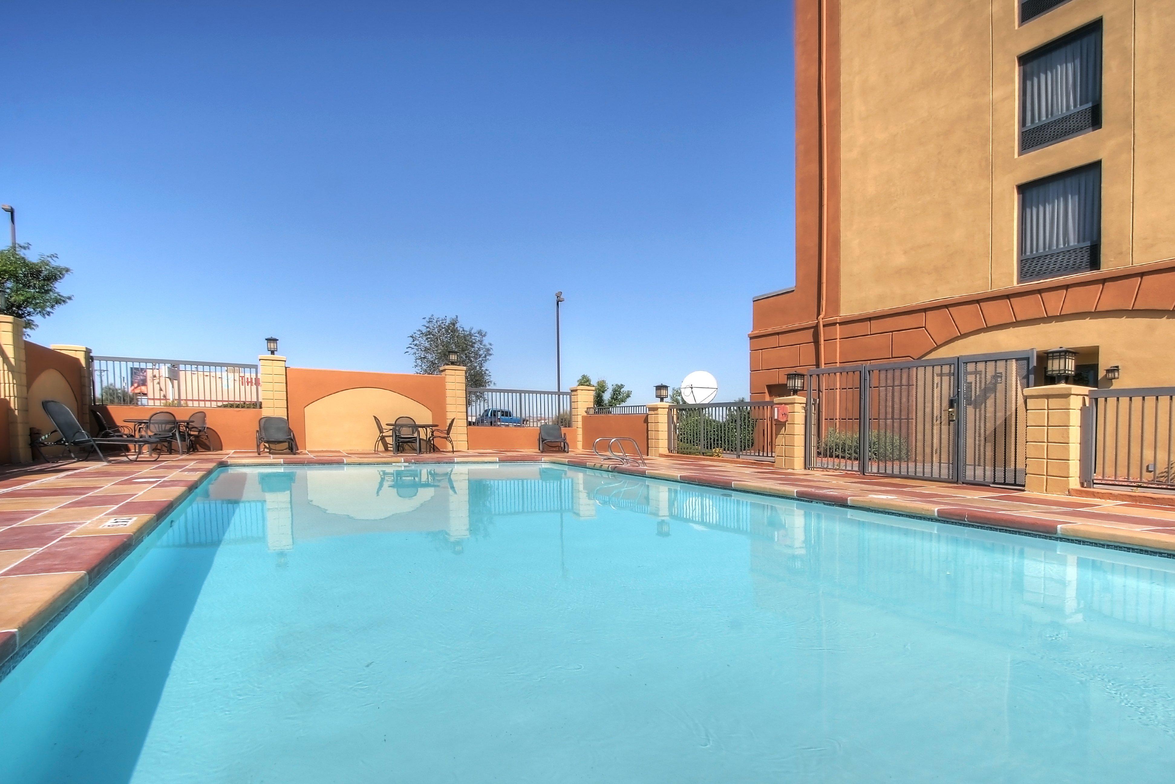 Holiday Inn Express Hotel & Suites Albuquerque Midtown By Ihg Zewnętrze zdjęcie